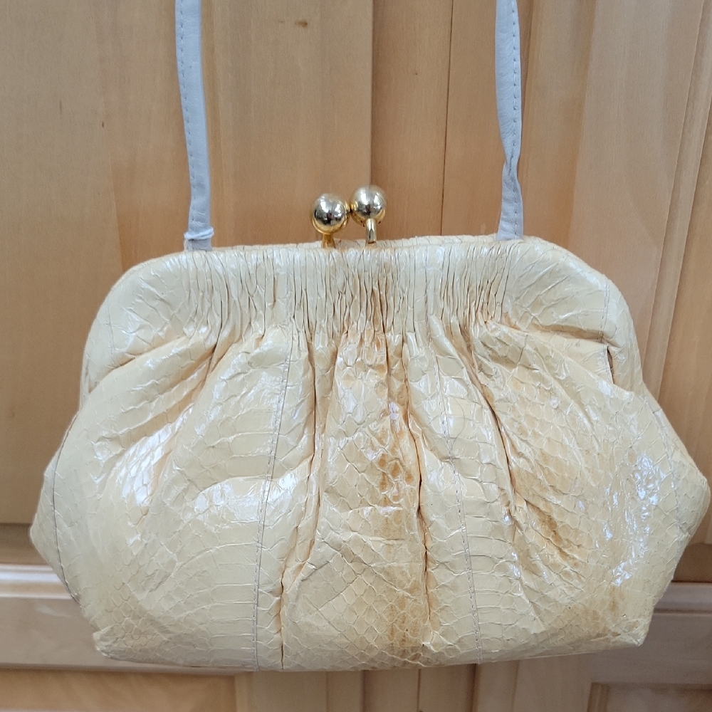 Elegant Cream Snakeskin Clutch Bag